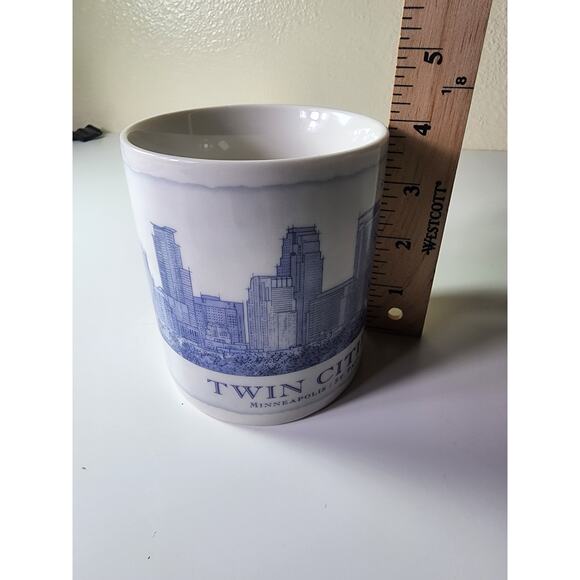 STARBUCKS 2007 Architectural City Series TWIN CITIES 18oz Coffee Mug Collector - Picture 7 of 9